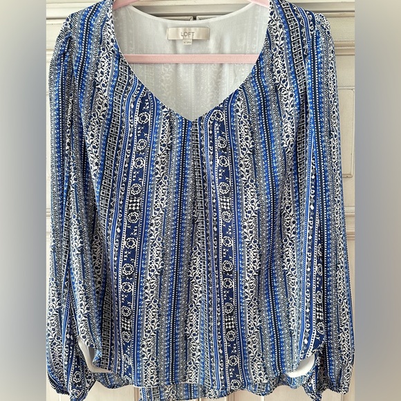 PRELOVED SZ M LOFT Navy and White Floral Stripe Blouse - Picture 1 of 6
